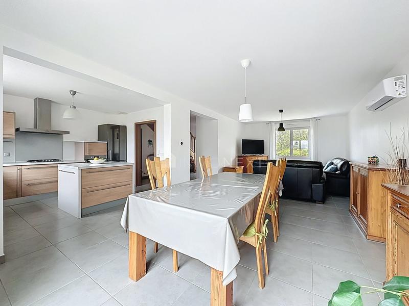 Maison - 135 m² - 7 pièces