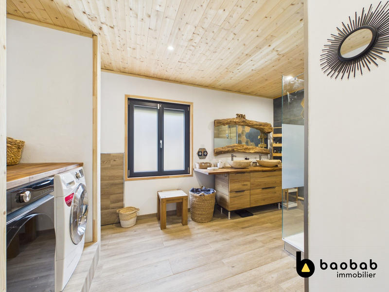 Maison contemporaine - 175 m² - 7 pièces