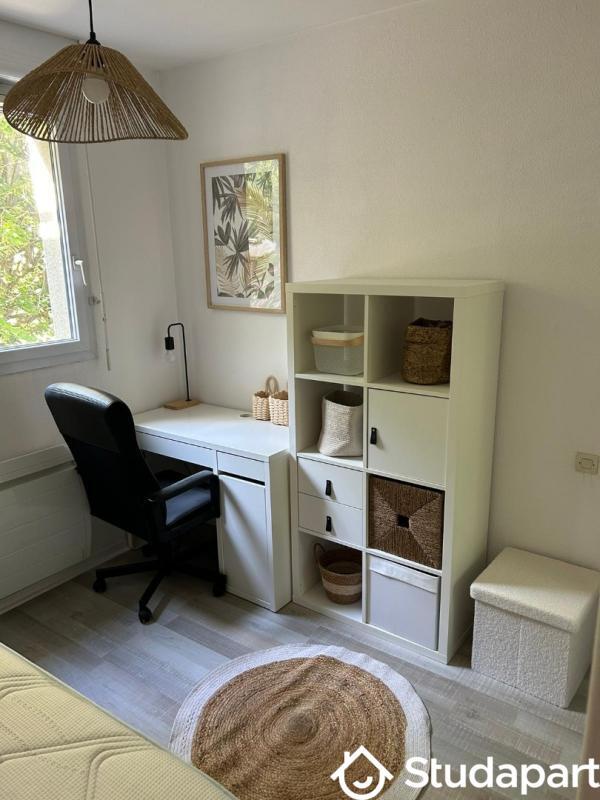 Chambre - 9 m² - 1 pièce