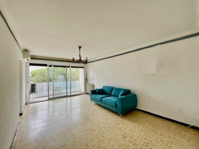 Appartement - 80 m² - 4 pièces