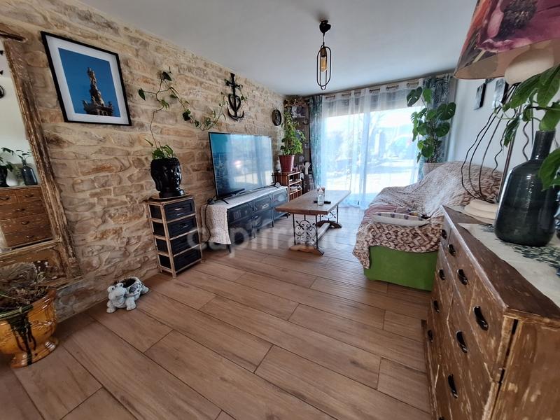 Maison - 176 m² - 8 pièces