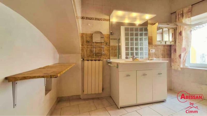 Maison - 98 m² - 5 pièces