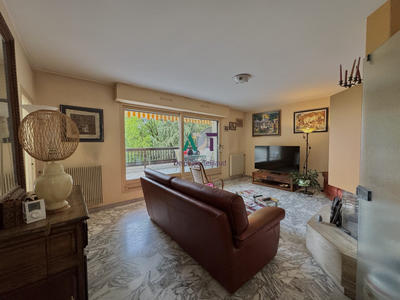 Appartement - 111 m² - 4 pièces