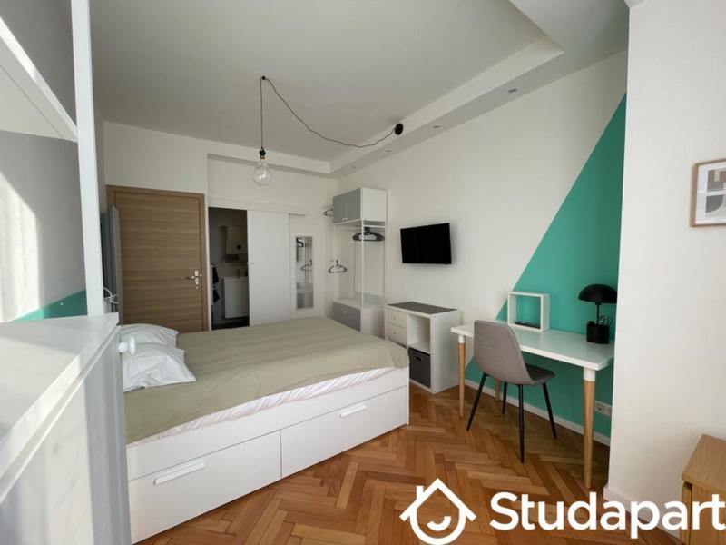 Chambre - 15 m² - 1 pièce