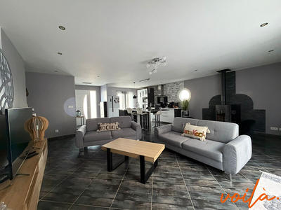 Maison - 133 m² - 6 pièces