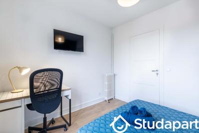 Chambre - 11 m² - 1 pièce