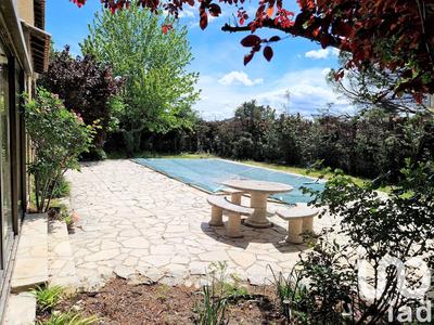 Maison - 102 m² - 5 pièces