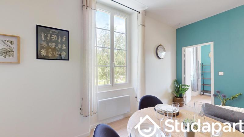 Chambre - 9 m² - 1 pièce