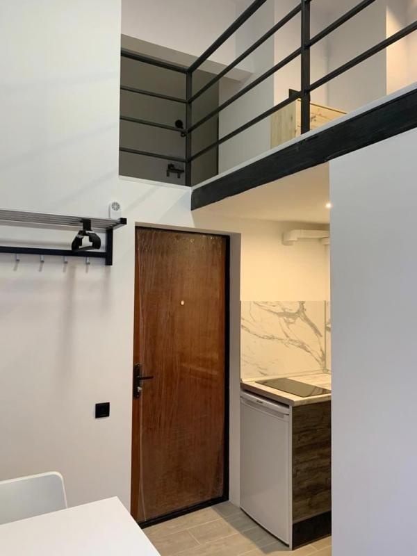 Studio - 16 m² - 1 pièce