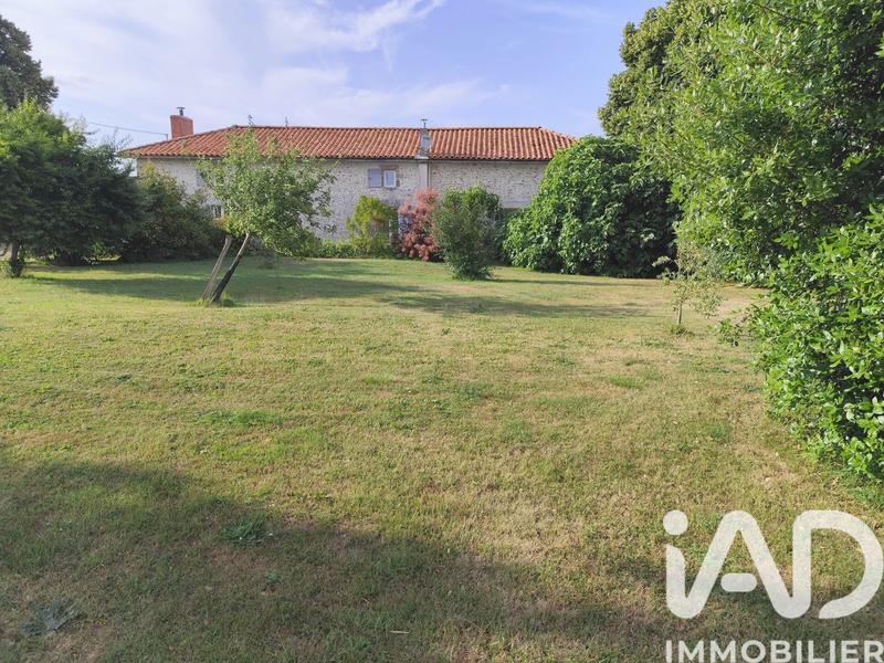 Maison de campagne - 180 m² - 6 pièces