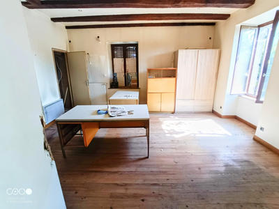 Maison - 180 m² - 8 pièces