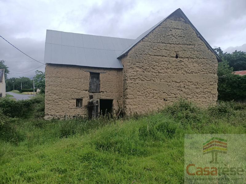 Grange - 270 m² - 8 pièces