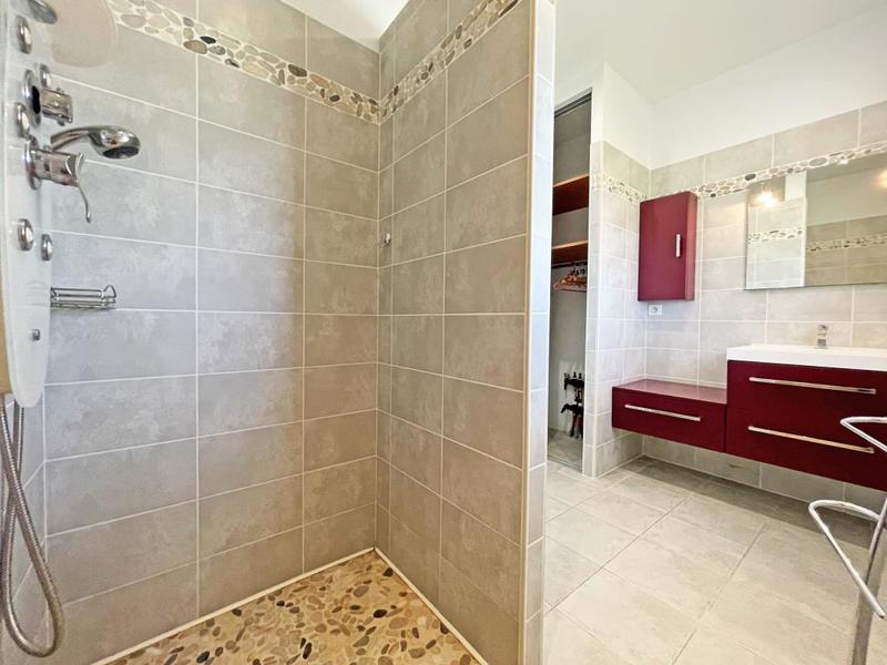 Maison - 190 m² - 5 pièces