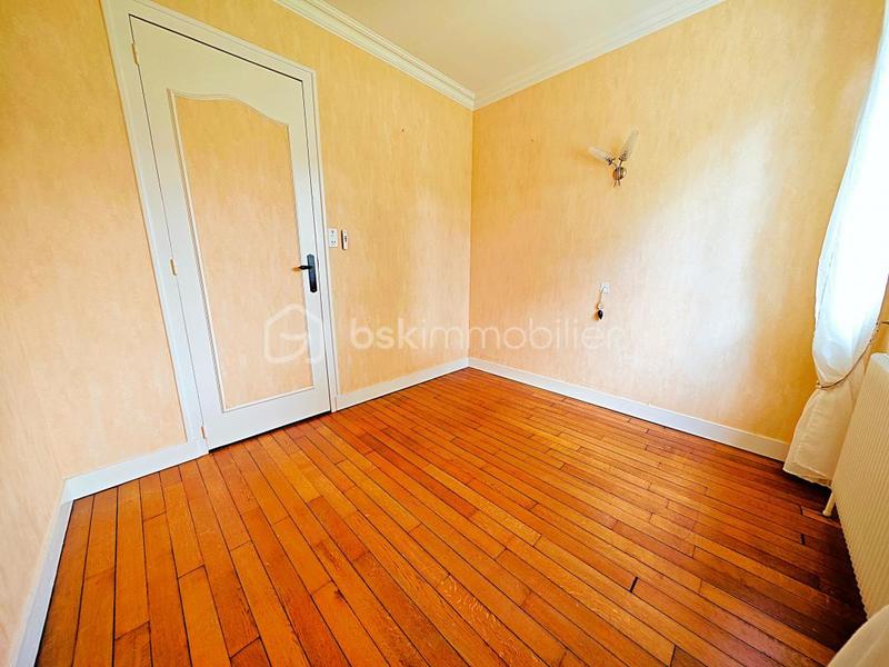 Maison traditionnelle - 80 m² - 4 pièces