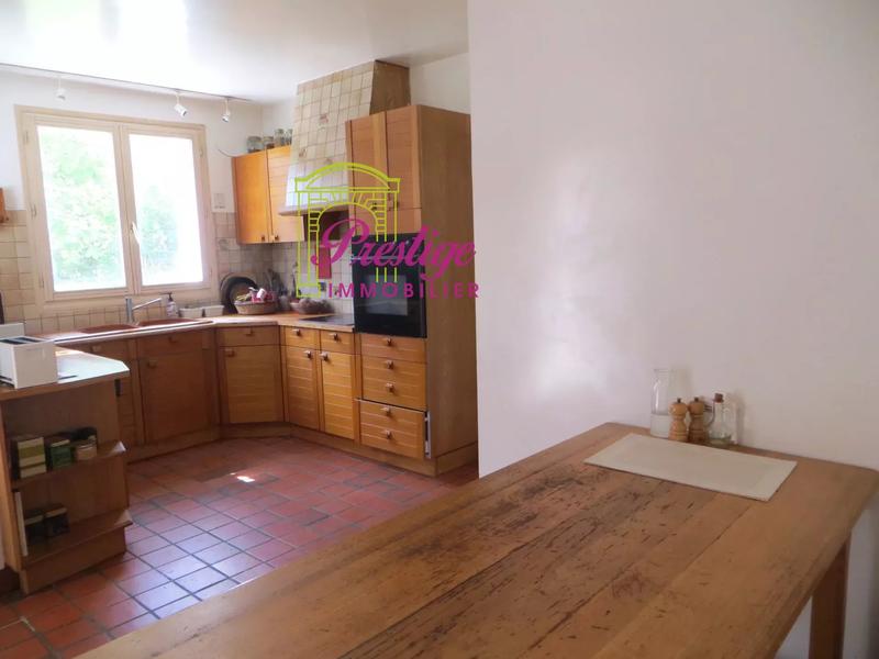 Maison - 166 m² - 7 pièces