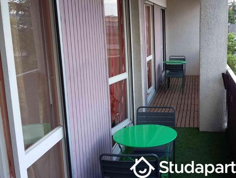 Chambre - 8 m² - 1 pièce