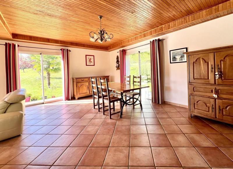 Maison - 119 m² - 5 pièces