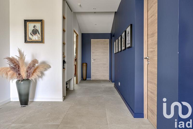 Appartement - 125 m² - 5 pièces