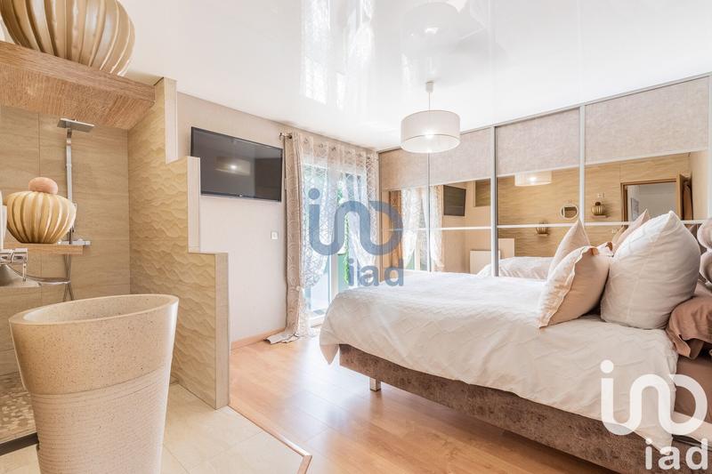 Maison - 142 m² - 6 pièces