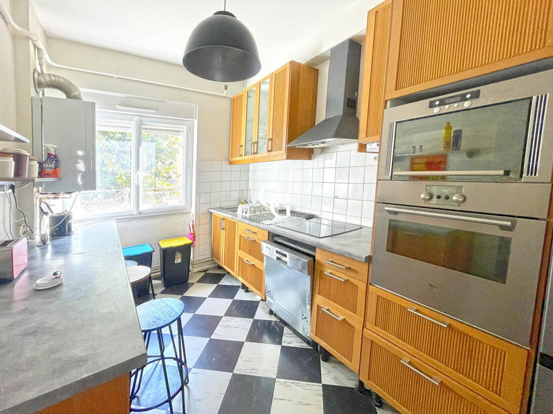 Appartement - 85 m² - 4 pièces