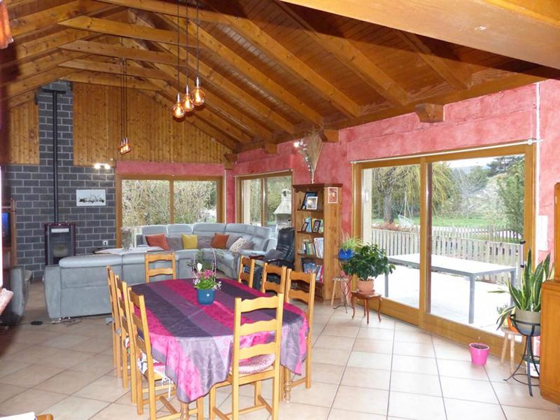 Maison - 199 m² - 7 pièces