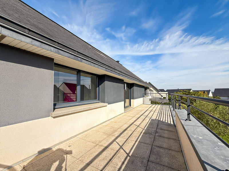 Maison - 190 m² - 8 pièces