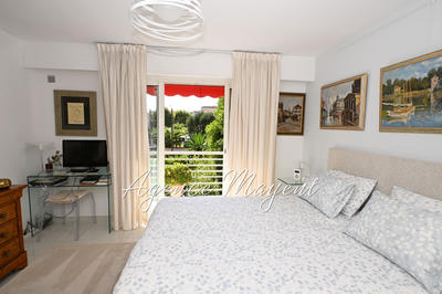 Appartement - 88 m² - 3 pièces