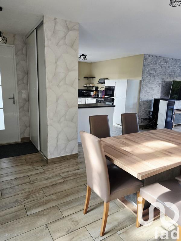 Maison - 99 m² - 4 pièces
