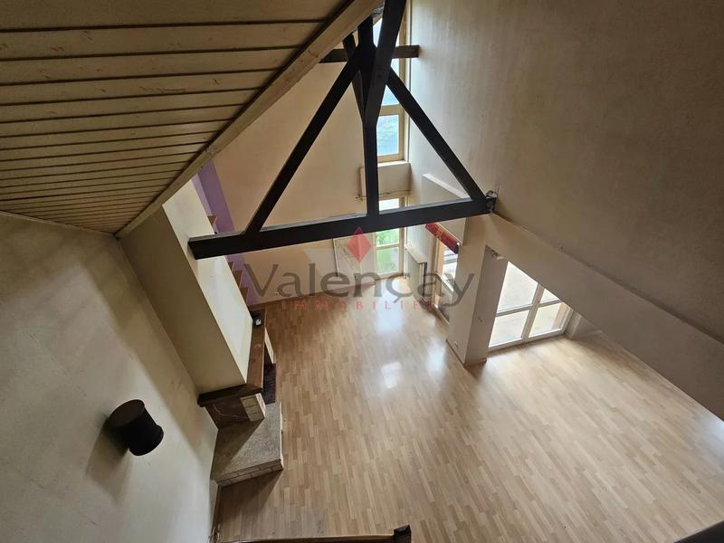 Maison - 181 m² - 6 pièces