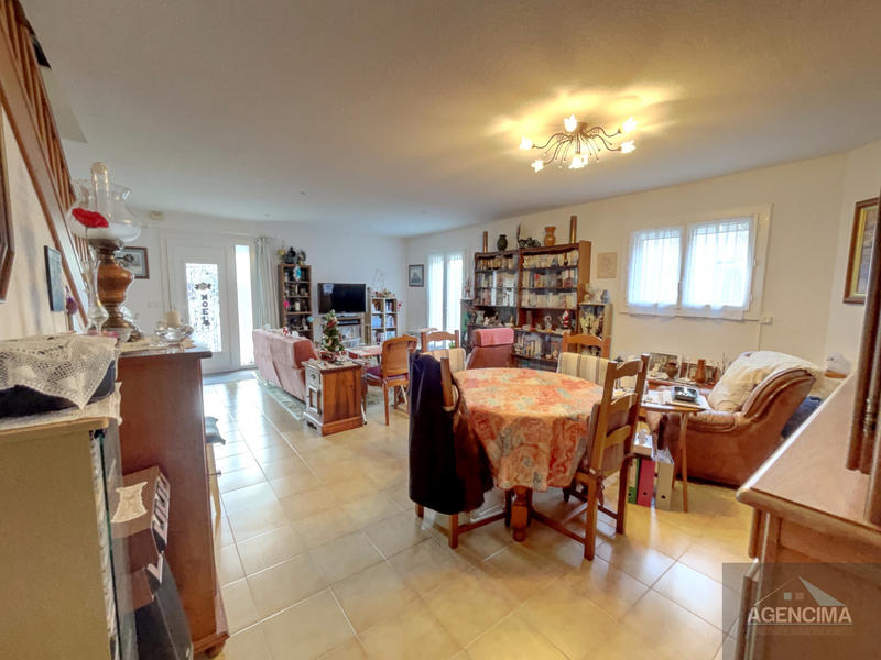 Maison - 88 m² - 3 pièces