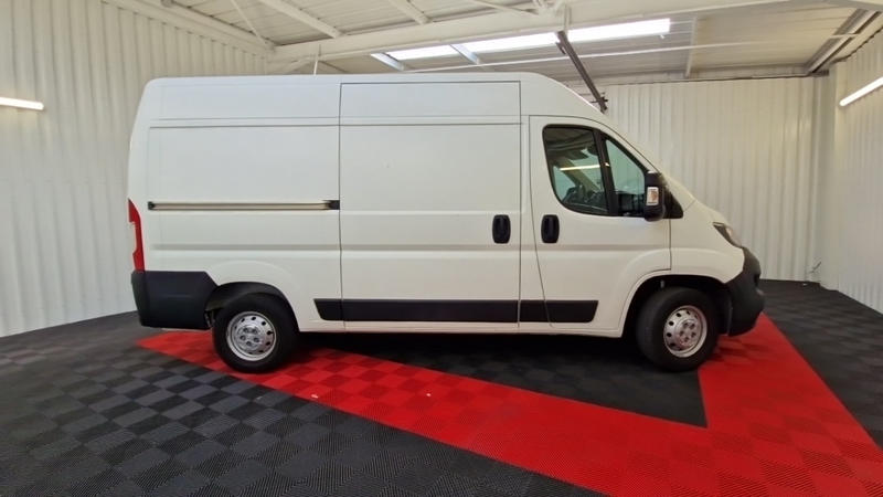 Peugeot Boxer BlueHDi 120 s&amp;amp;S Asphalt 330 L2h2
