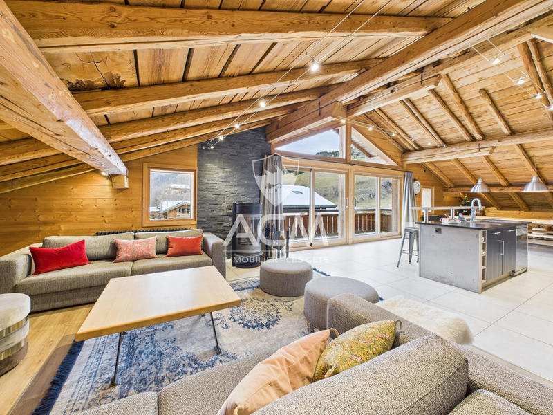 Appartement - 201 m² - 5 pièces