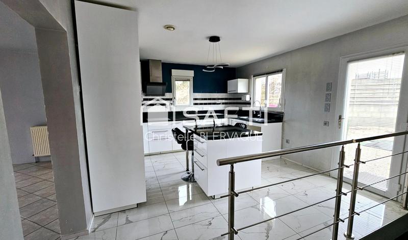 Maison - 150 m² - 5 pièces