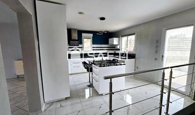 Maison - 150 m² - 5 pièces