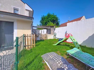 Maison - 136 m² - 5 pièces