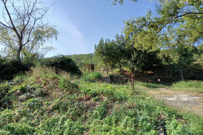 Terrain agricole - 1 968 m²