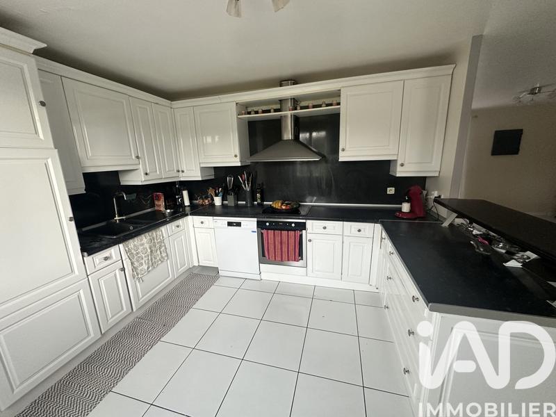 Maison - 141 m² - 6 pièces