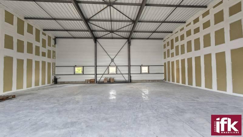 Local commercial - 200 m²