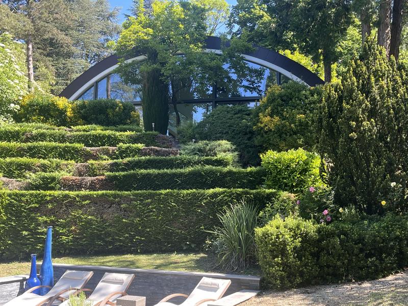 Maison - 260 m² - 7 pièces