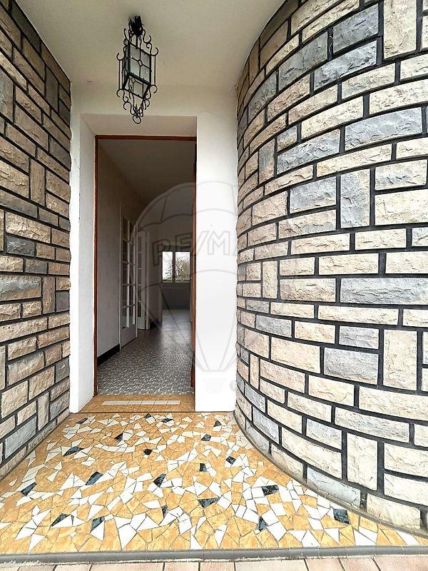 Maison - 93 m² - 4 pièces