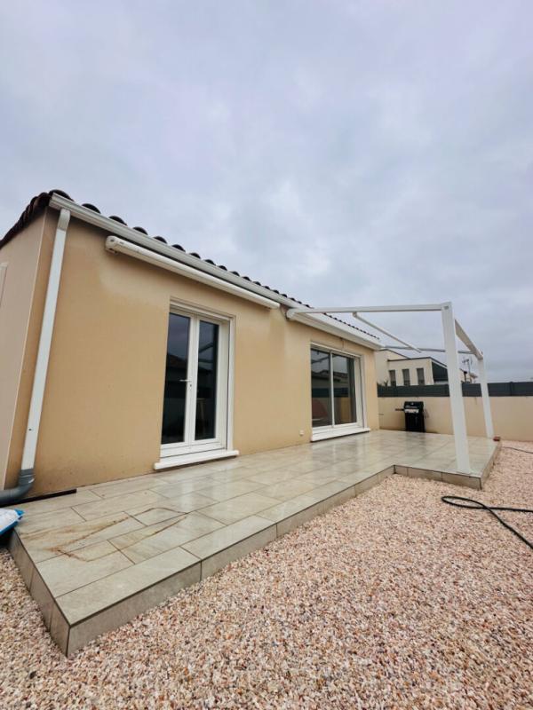 Maison - 92 m² - 4 pièces
