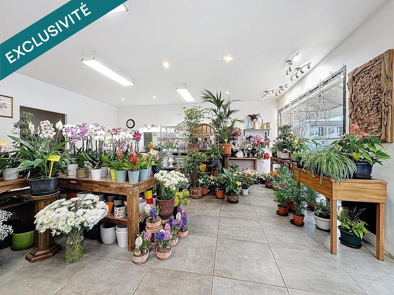 Local commercial - 110 m² - 2 pièces