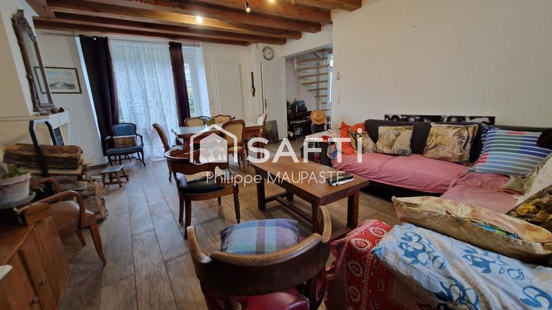 Maison - 215 m² - 10 pièces