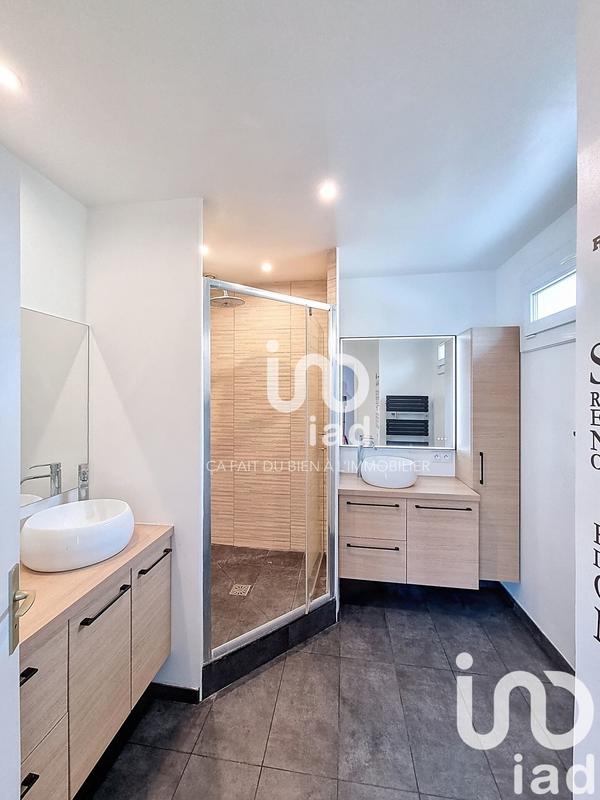 Maison - 167 m² - 8 pièces