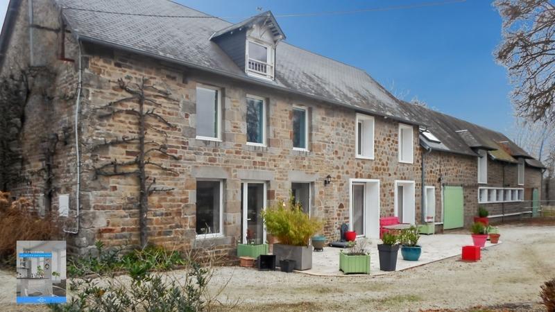 Corps de ferme - 207 m² - 9 pièces