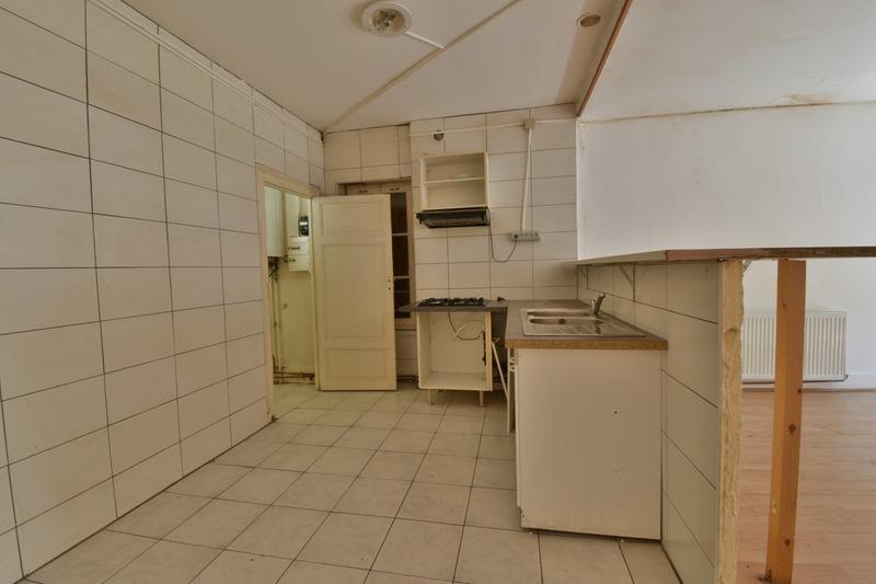 Immeuble - 193 m² - 7 pièces