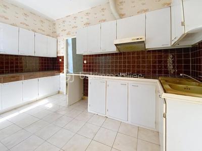 Maison de village - 175 m² - 7 pièces