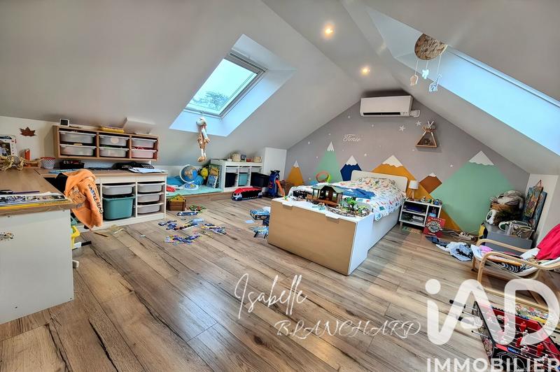 Maison - 134 m² - 7 pièces