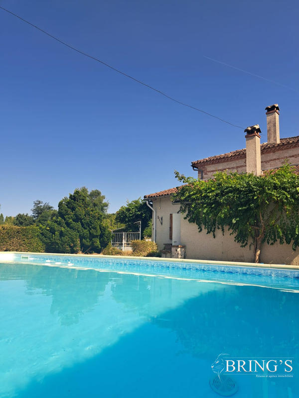 Maison - 117 m² - 8 pièces