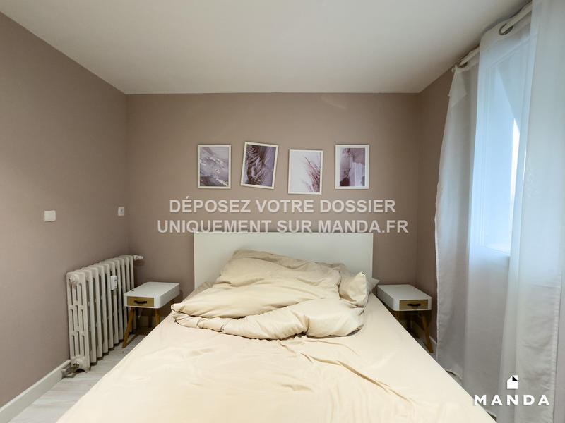 Chambre - 10 m² - 5 pièces